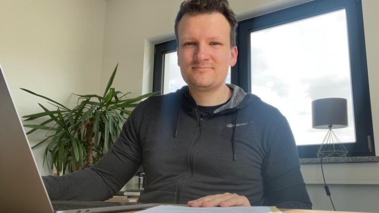 Trotz geplanter Zustimmung mahnt Kreisrat Sascha Renner (FDP) dringend eine Konsolidierung des Kreishaushaltes an